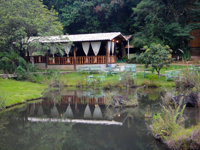 Verde Folhas Espaço de Aventuras