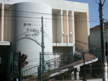 Biblioteca Pública Dr. Sócrates Bezerra De Menezes