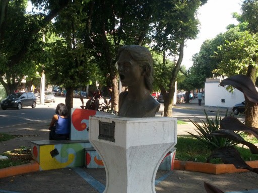 Praça Aurita Machado