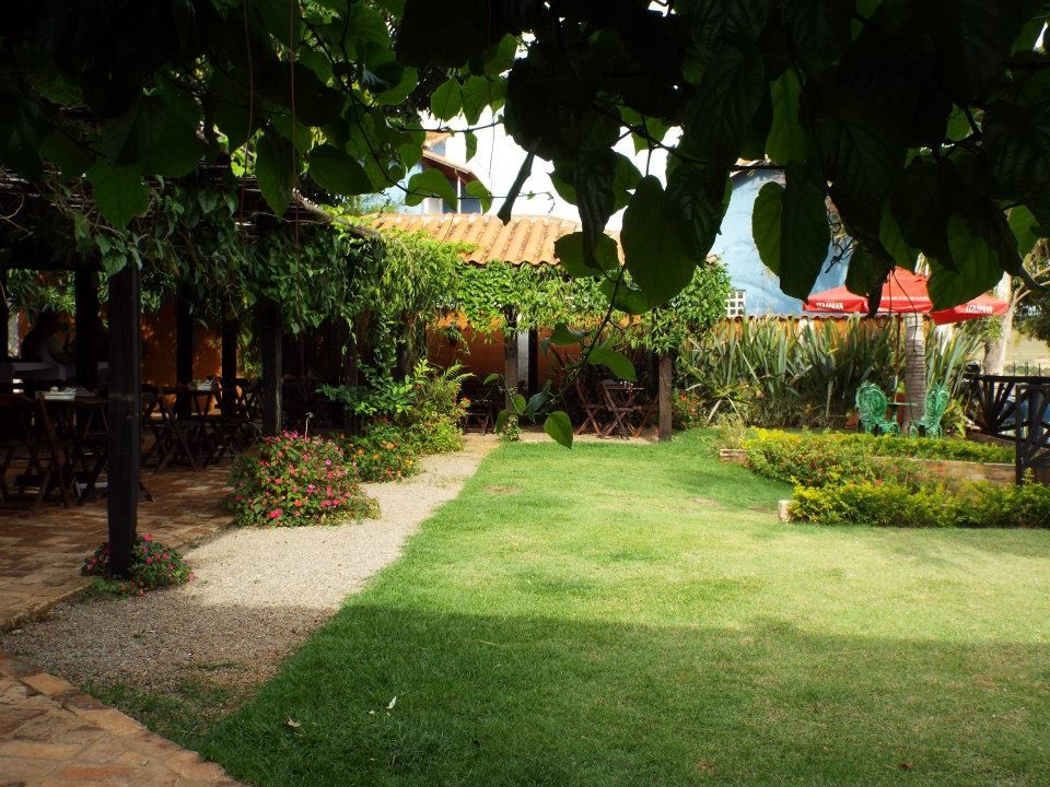  Restaurante e Bar Canoas 