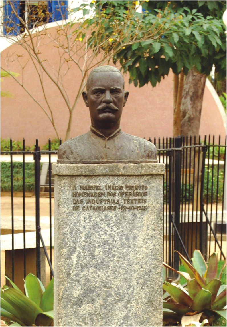 Busto Manoel Inácio Peixoto