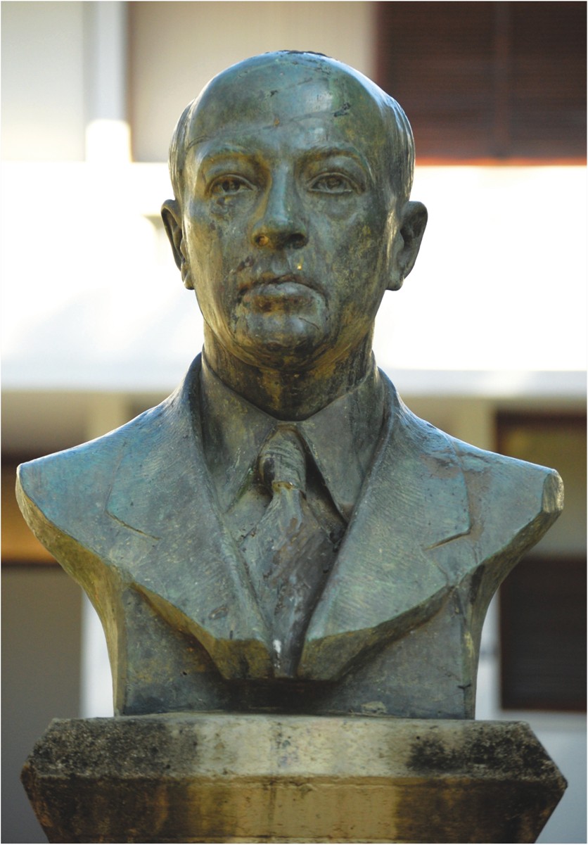 Busto Sandoval Soares de Azevedo