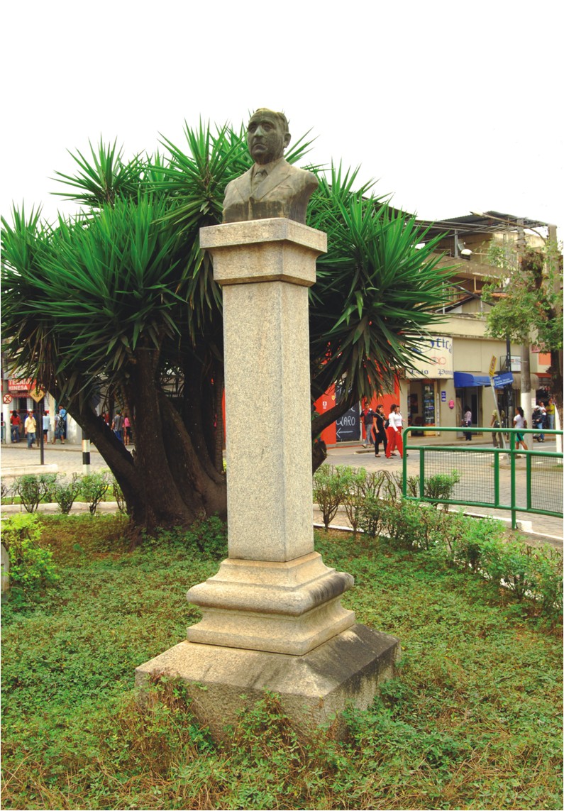 Busto Getúlio Vargas