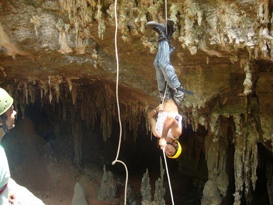 Gruta do Tatu