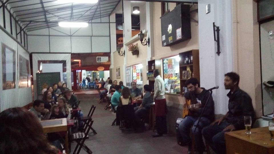 Avenida Café