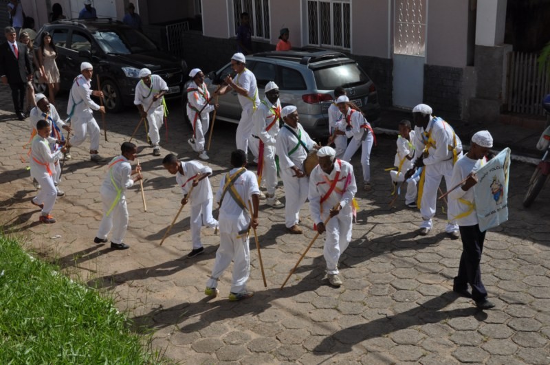Grupo de congada e moçambique 