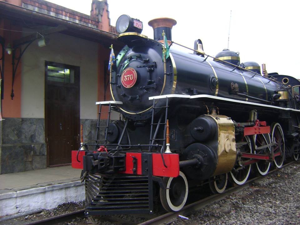 Locomotiva Nº 370 "Zezé Leone" e Trem de Prata