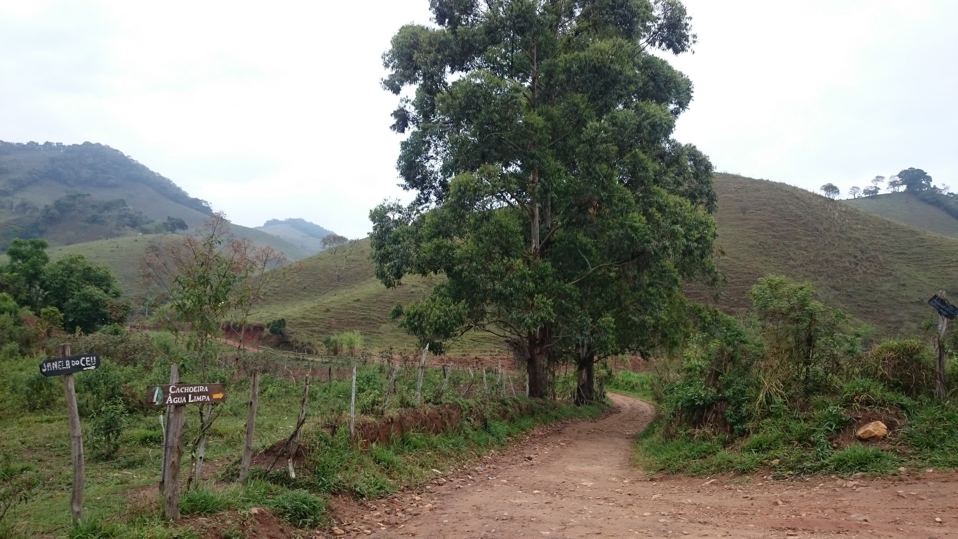 Cachoeira Água Limpa