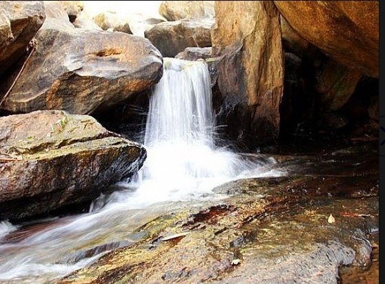 Cachoeira Parque dos Monjolos