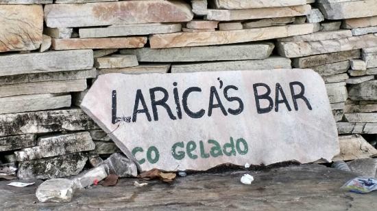 Laricas Bar