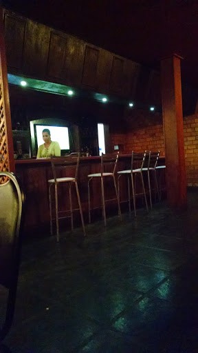 Chale Restaurante e Pizzaria