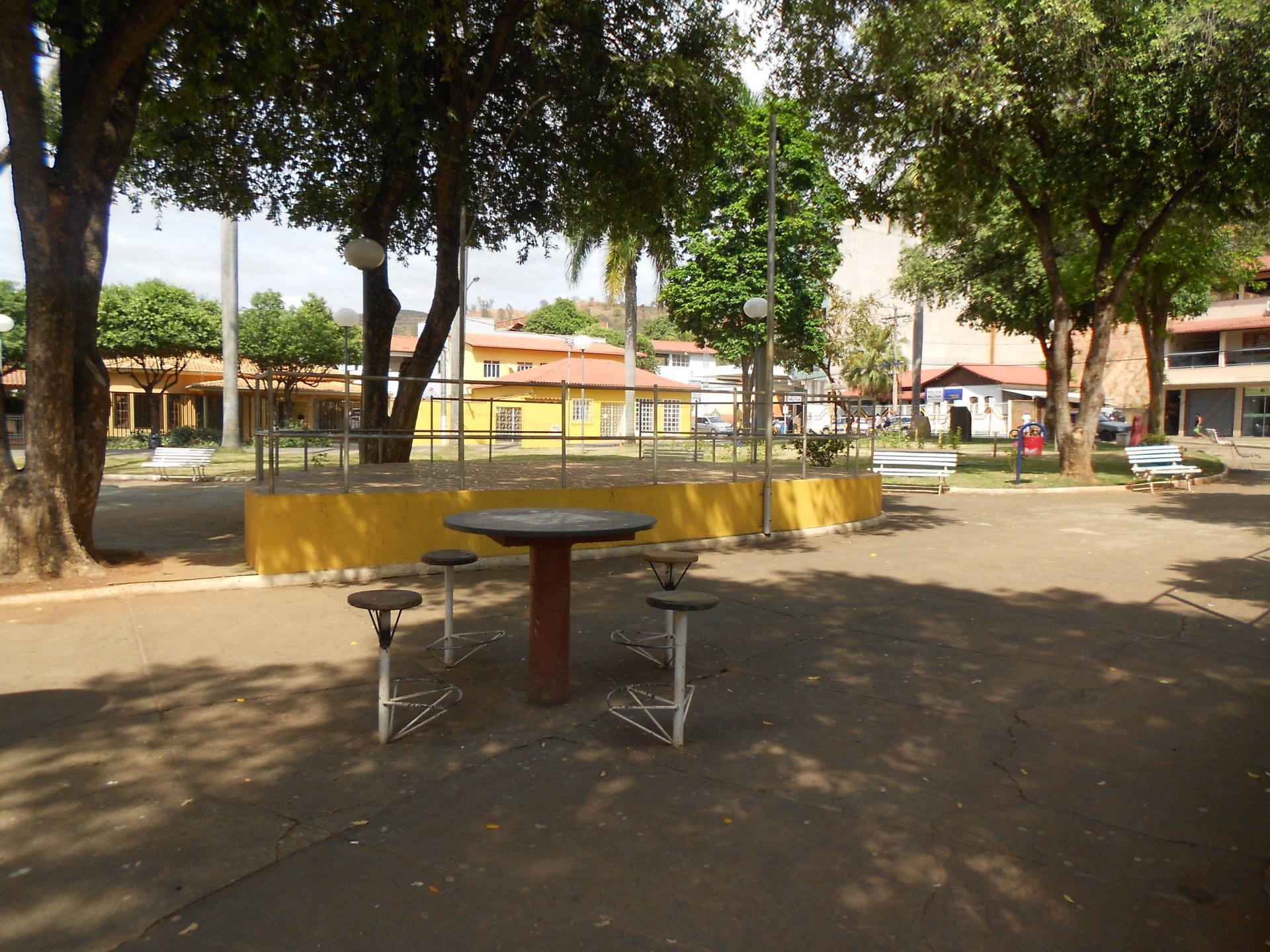 Praça Milton Campos 
