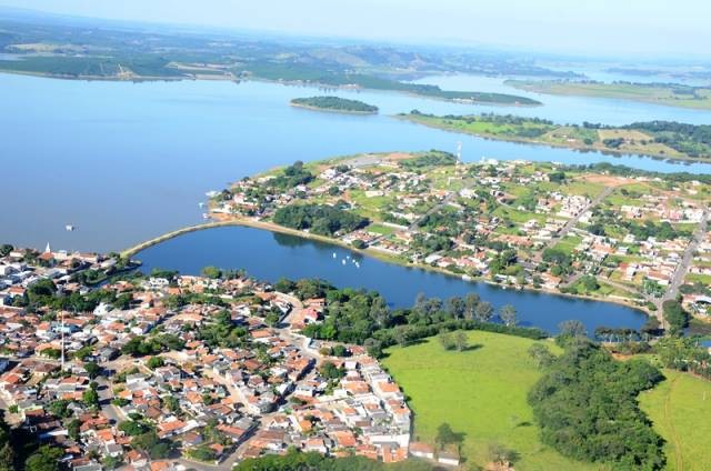 Represa de Furnas