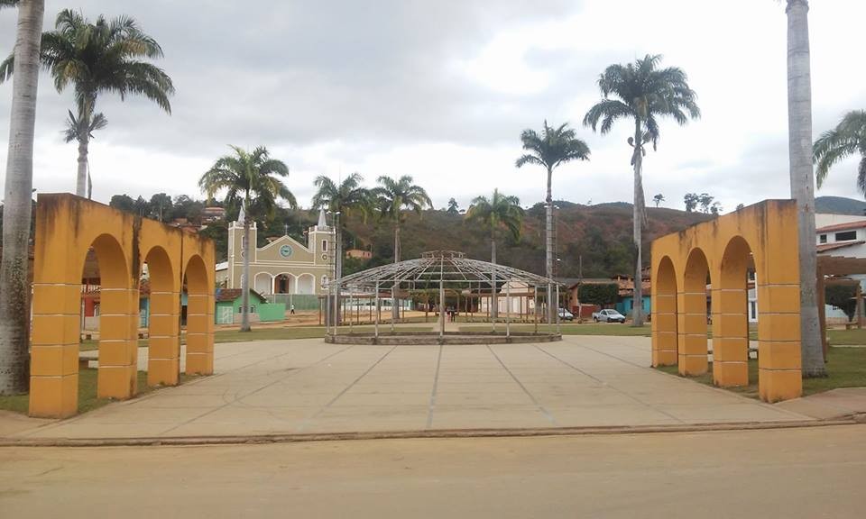 Praça das Esmeraldas