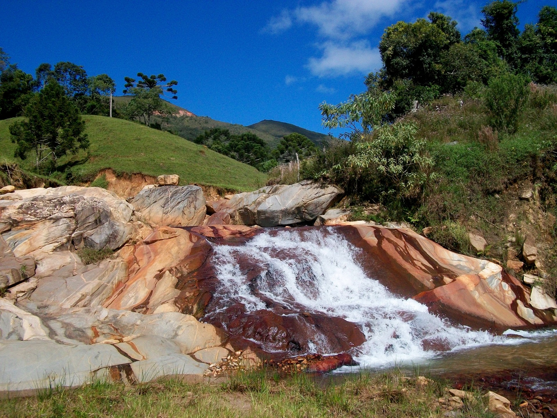 Cachoeira da Ponte Funda