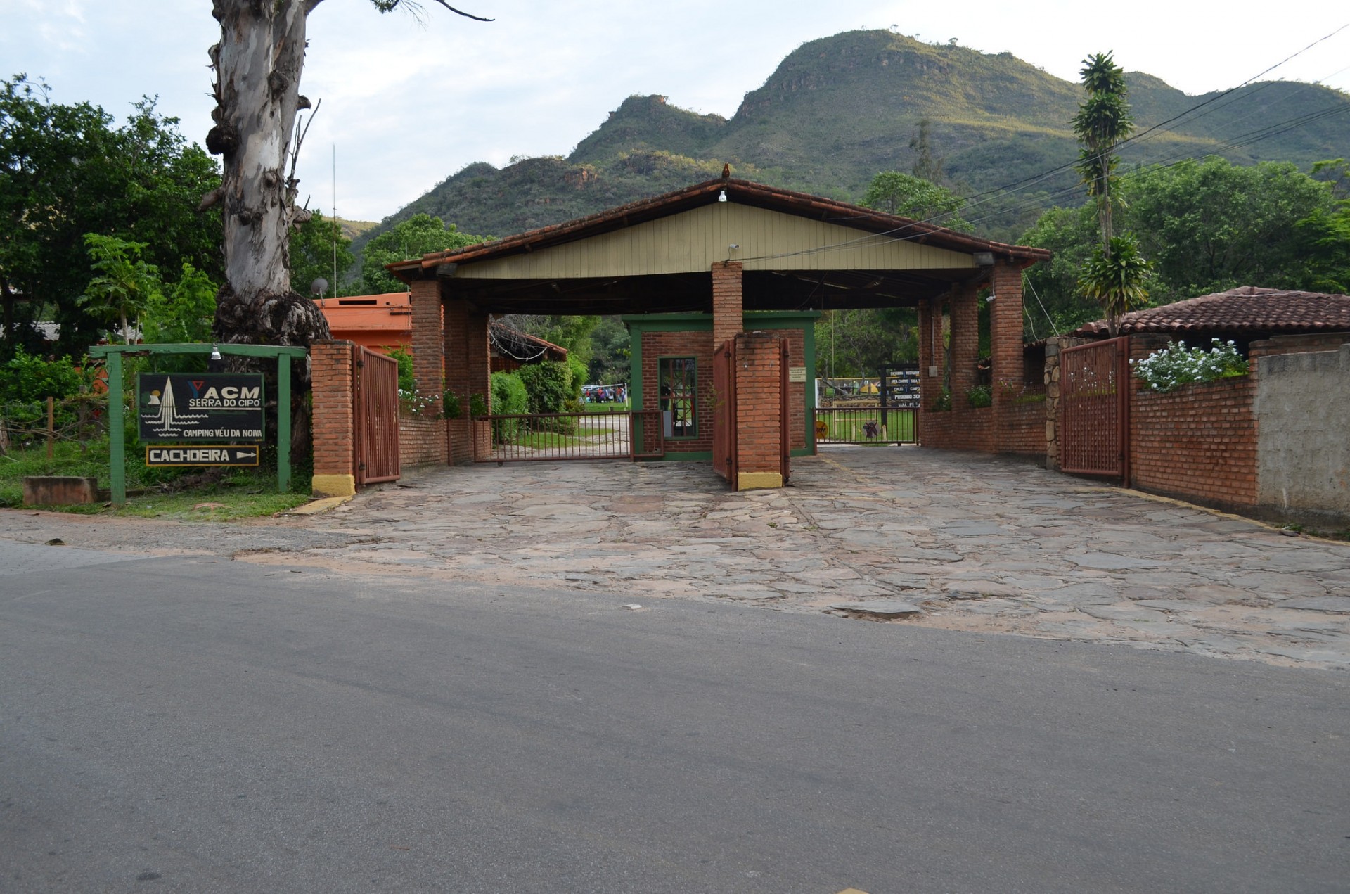 ACM - Cachoeira Véu da Noiva