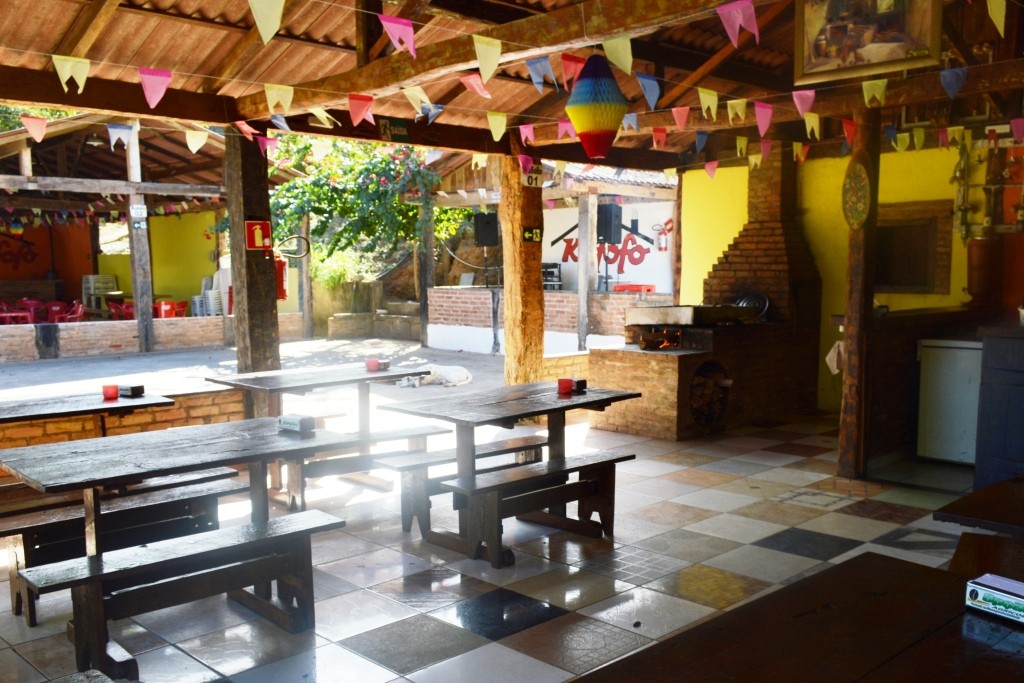 Kafofo (Bar, Restaurante, Fogão a Lenha e Pizzaria)