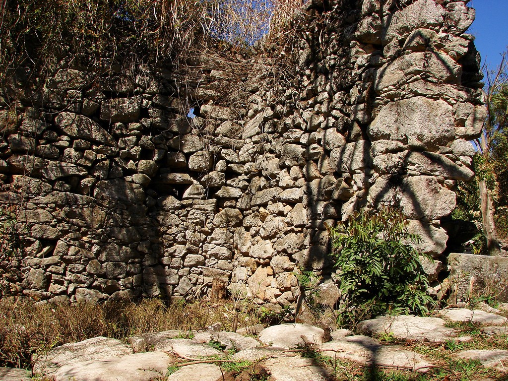 Ruínas da Casa de Pedra