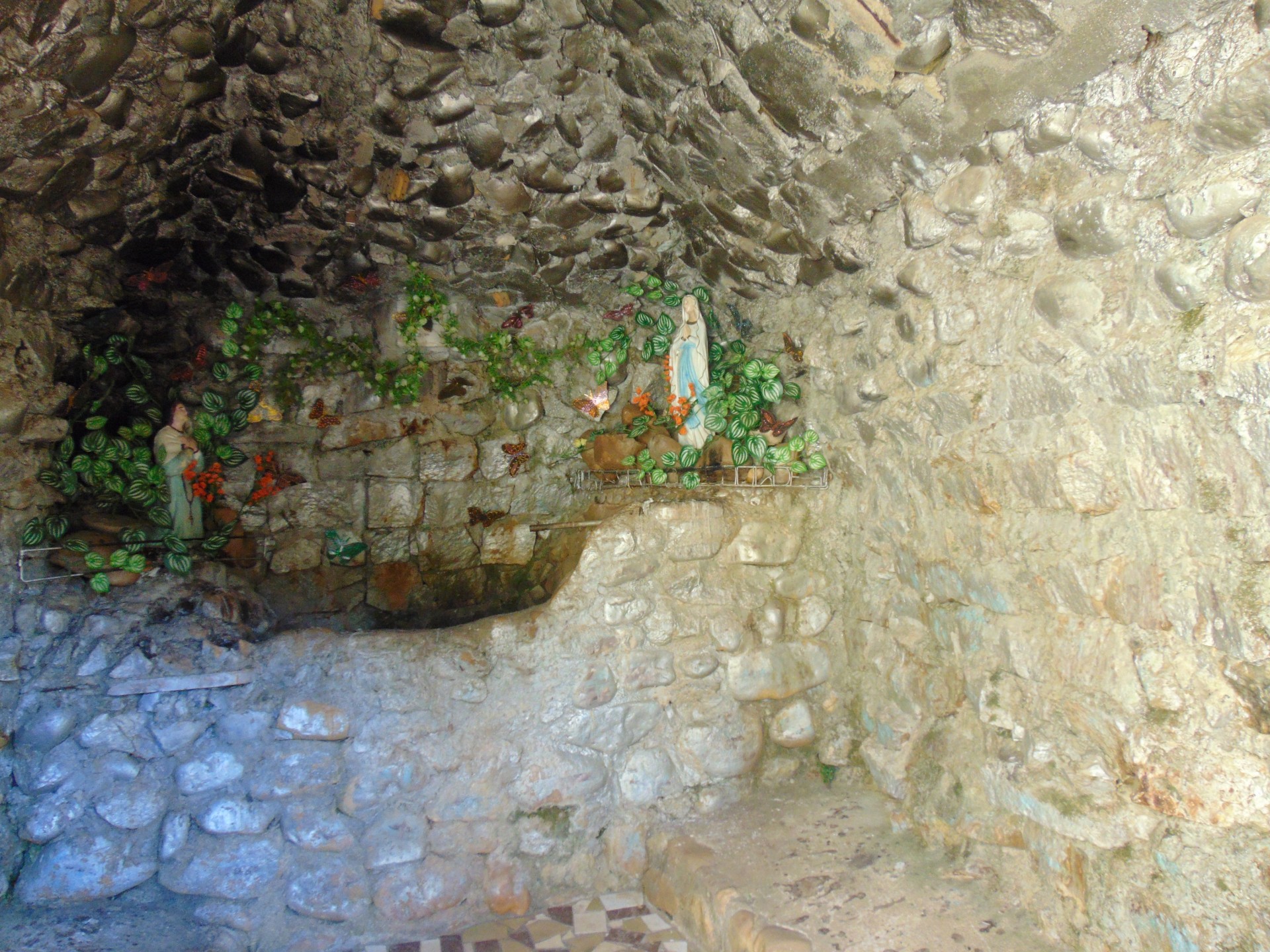 Igreja de Nhá Chica