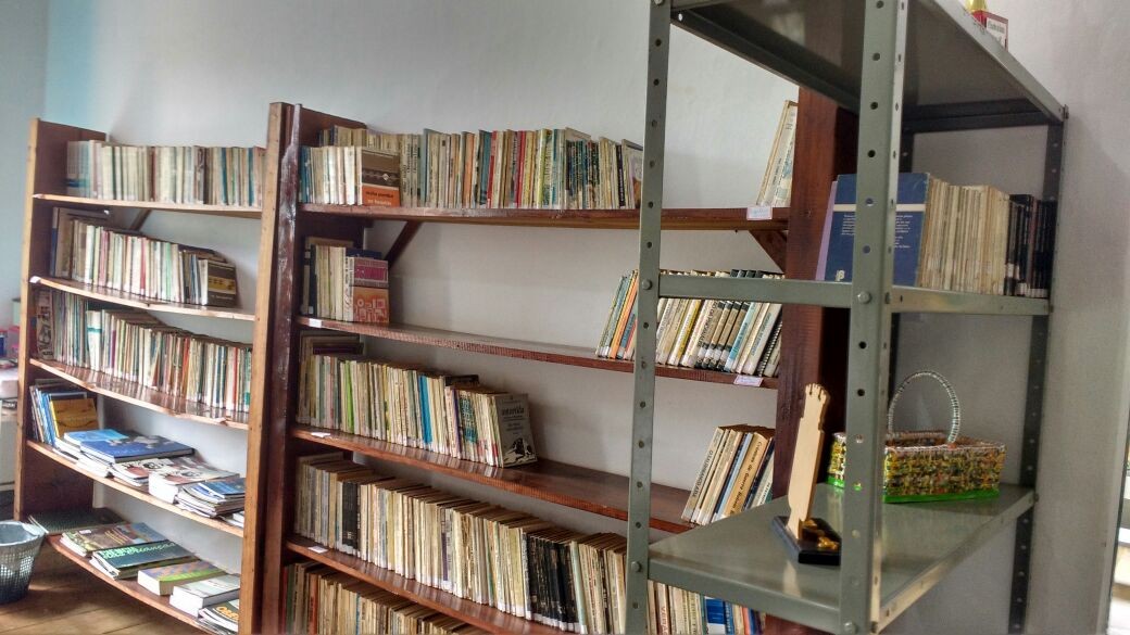 Biblioteca Municipal Maria Teresa de Jesus