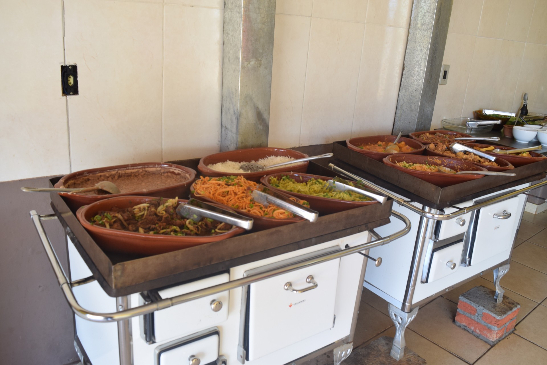 Restaurante e Pizzaria Fogão a Lenha 