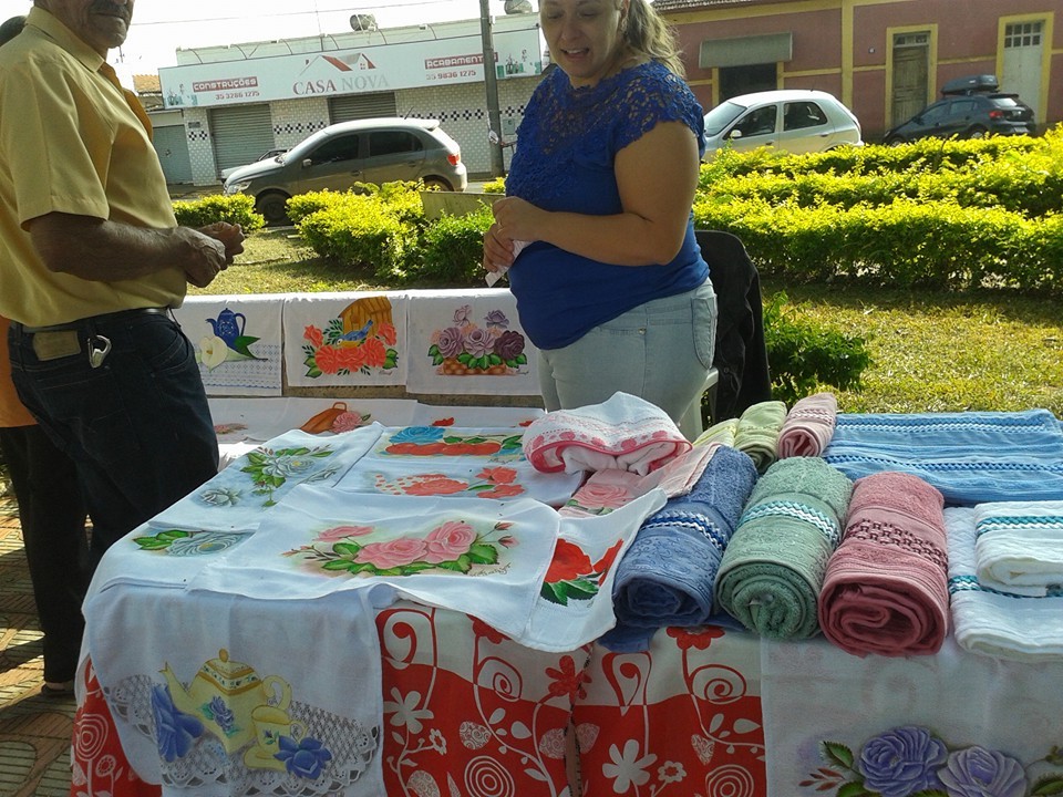 Feira de Artesanatos e Quitandas
