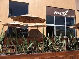 Meet Restaurant & Lounge
