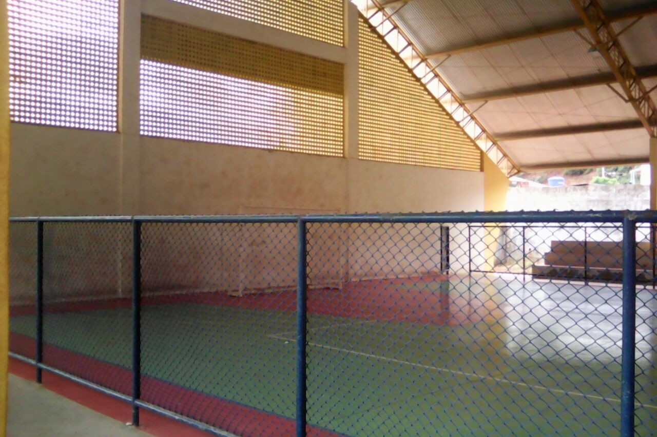 Poli