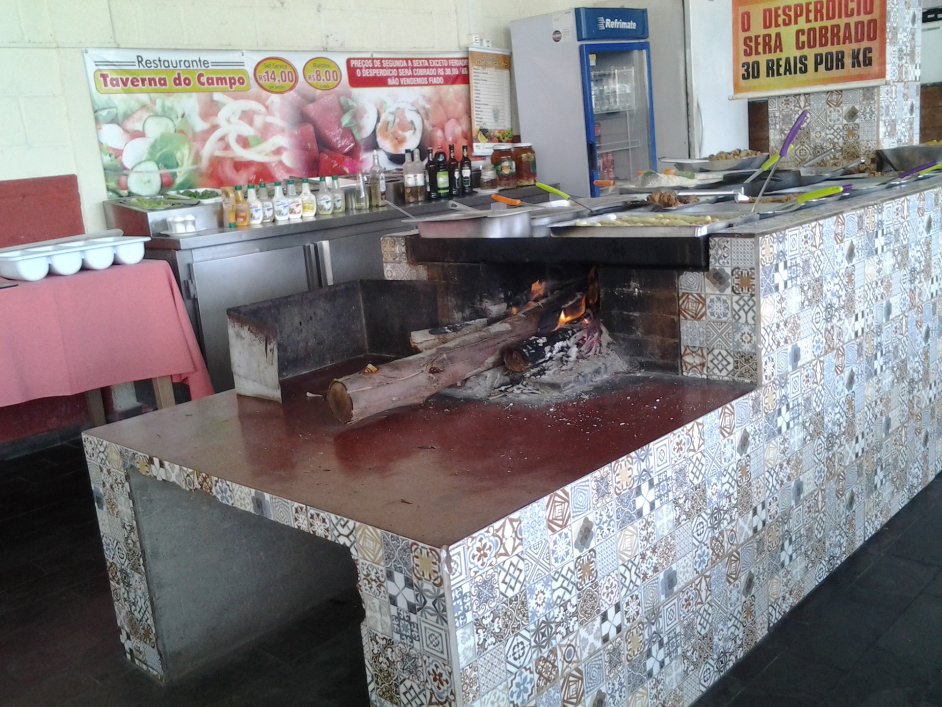 Restaurante e Pizzaria Taverna do Campo