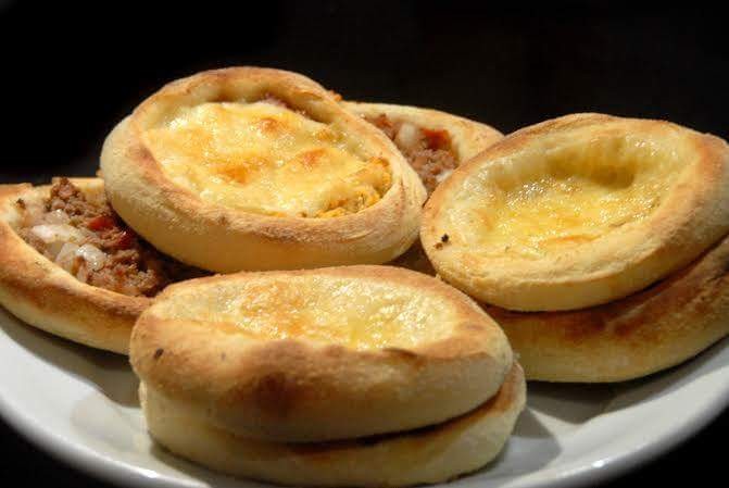 A Mega Esfiha