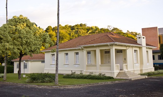 Museu Histórico e Pinacoteca da UFV