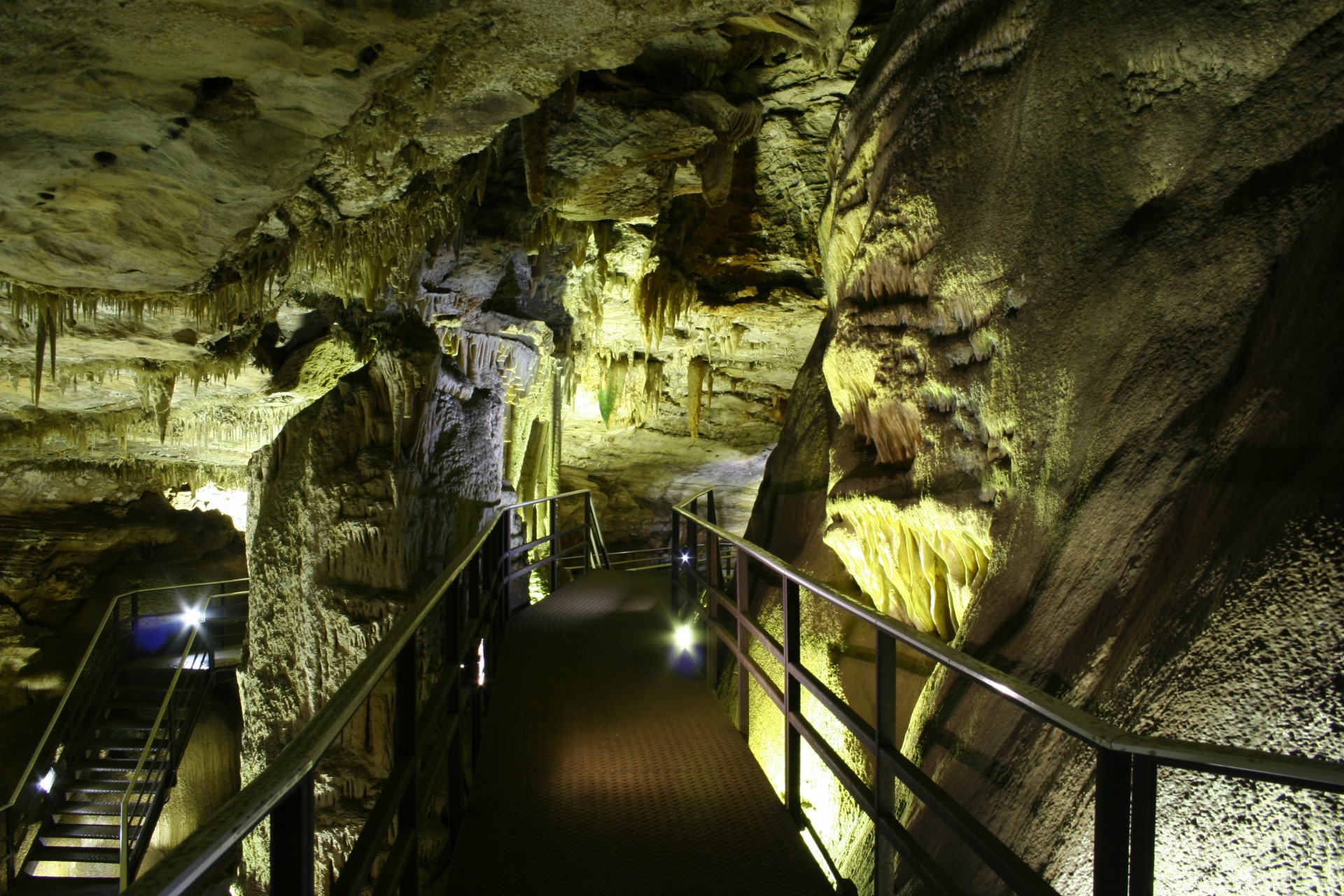 Monumento Natural Estadual Gruta Rei do Mato - Imagem 2