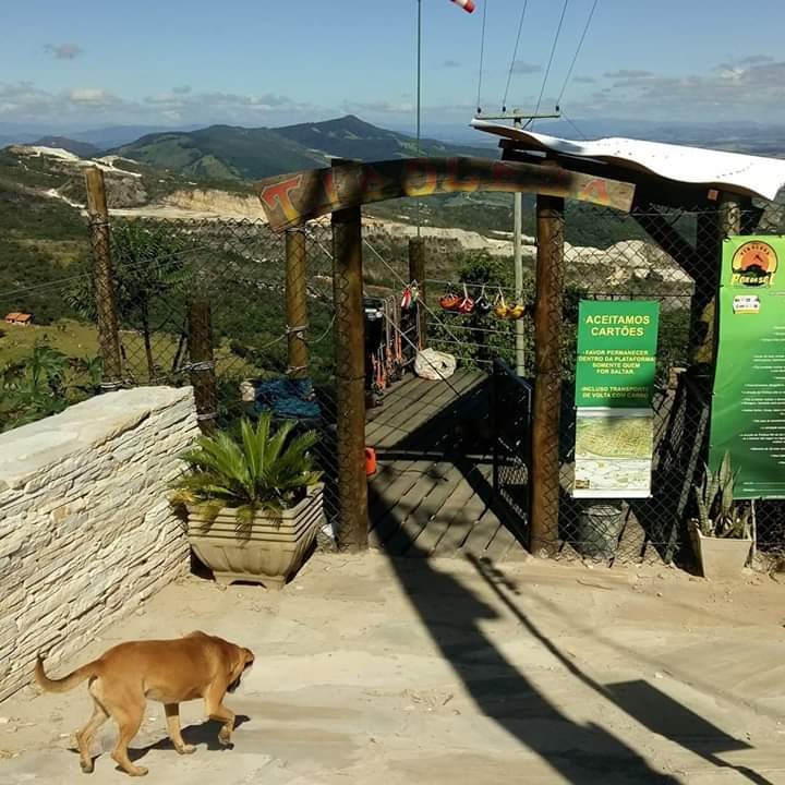 Tirolesa Por Do Sol