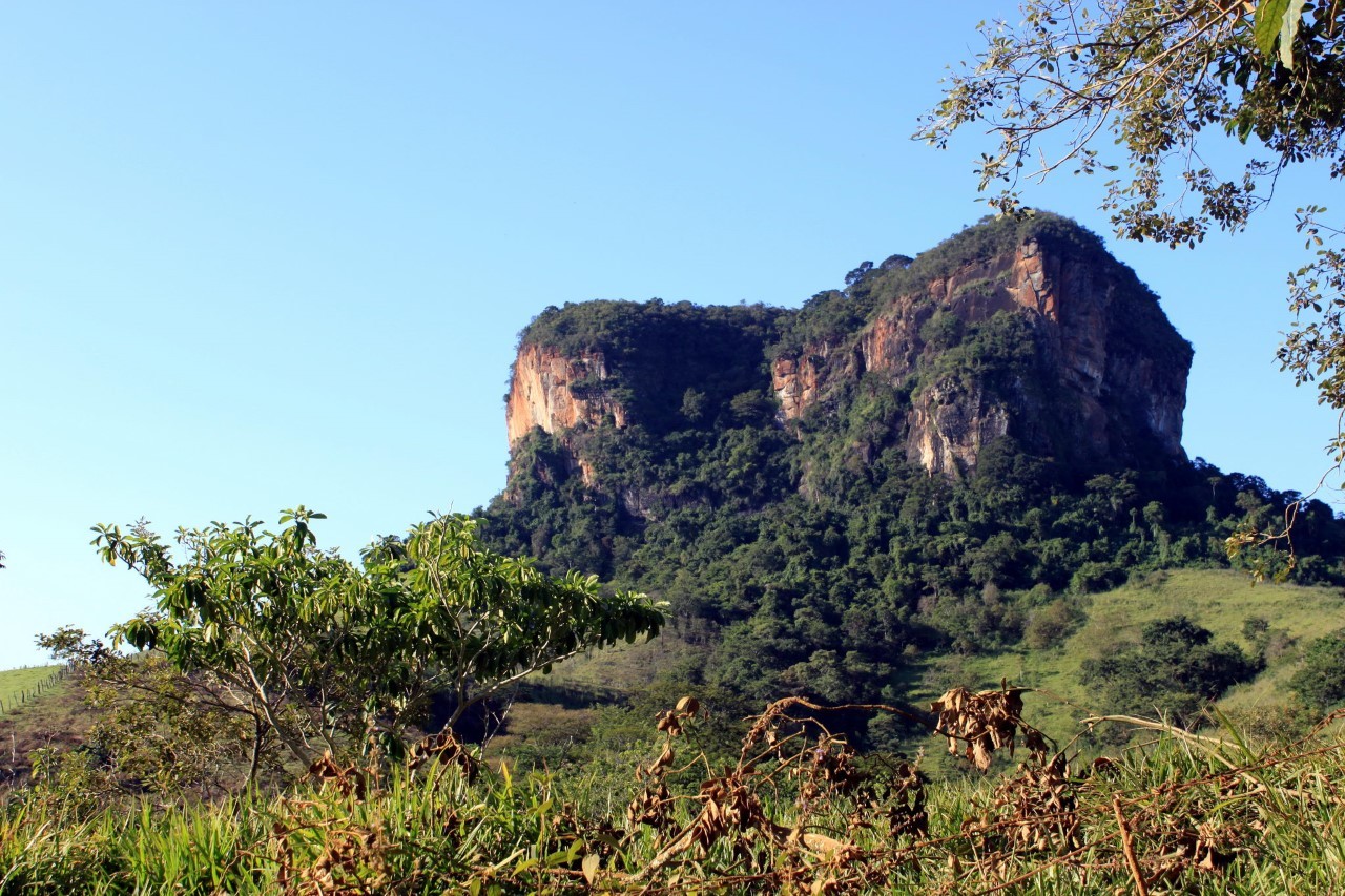 Pedra do Escalvado