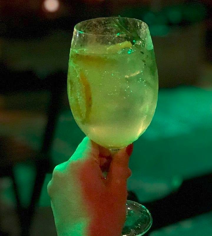 Du Monge Bar 