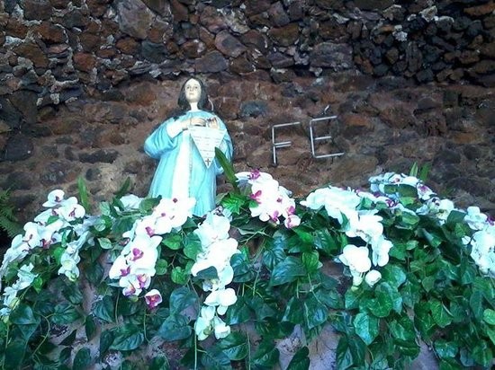  Gruta da Nossa Senhora de Itaúna 