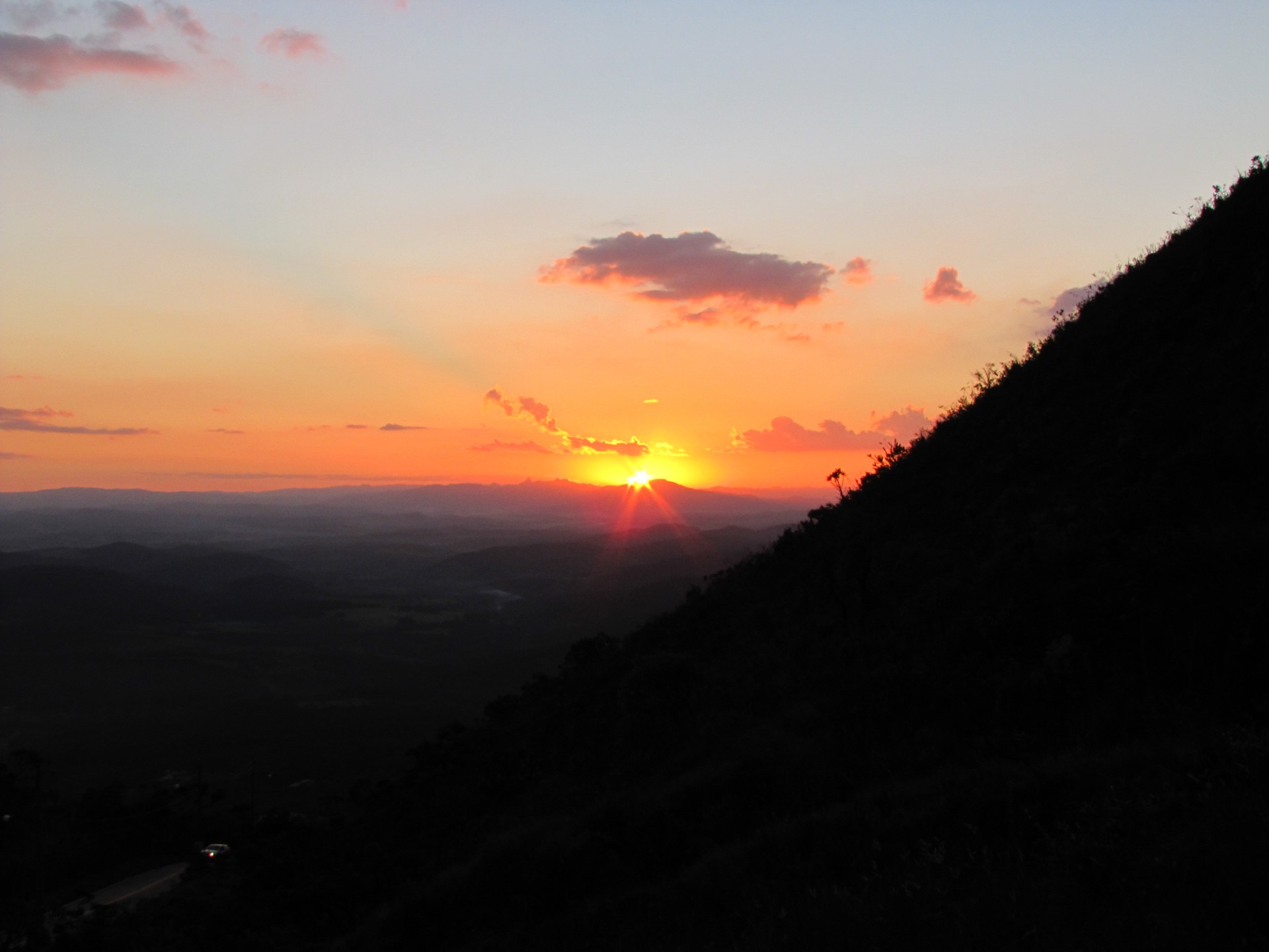 Encosta da Serra da Moeda