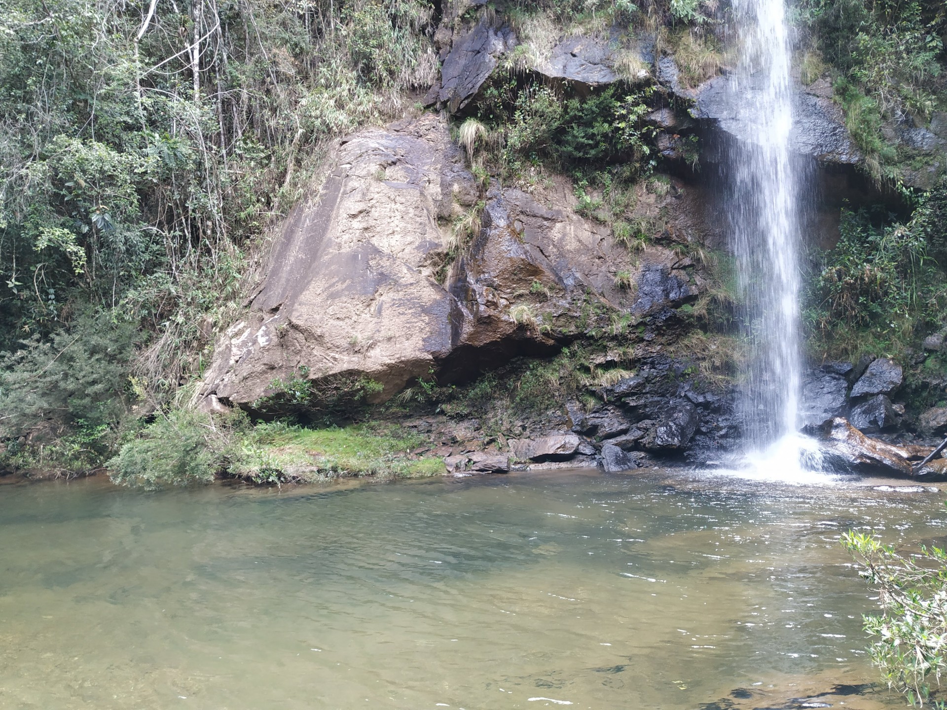 Cachoeira Três Galeias