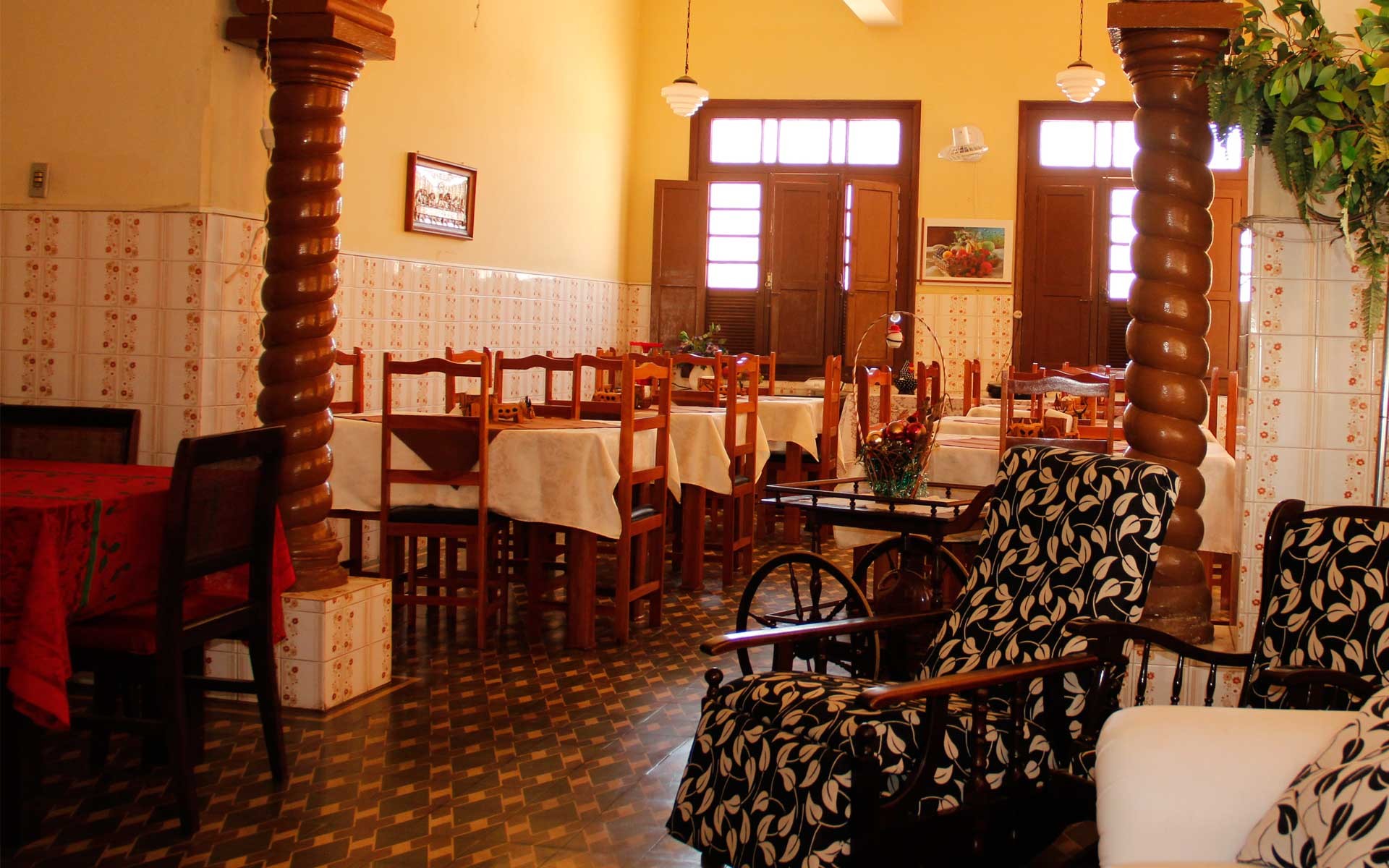 Georgina Hotel 