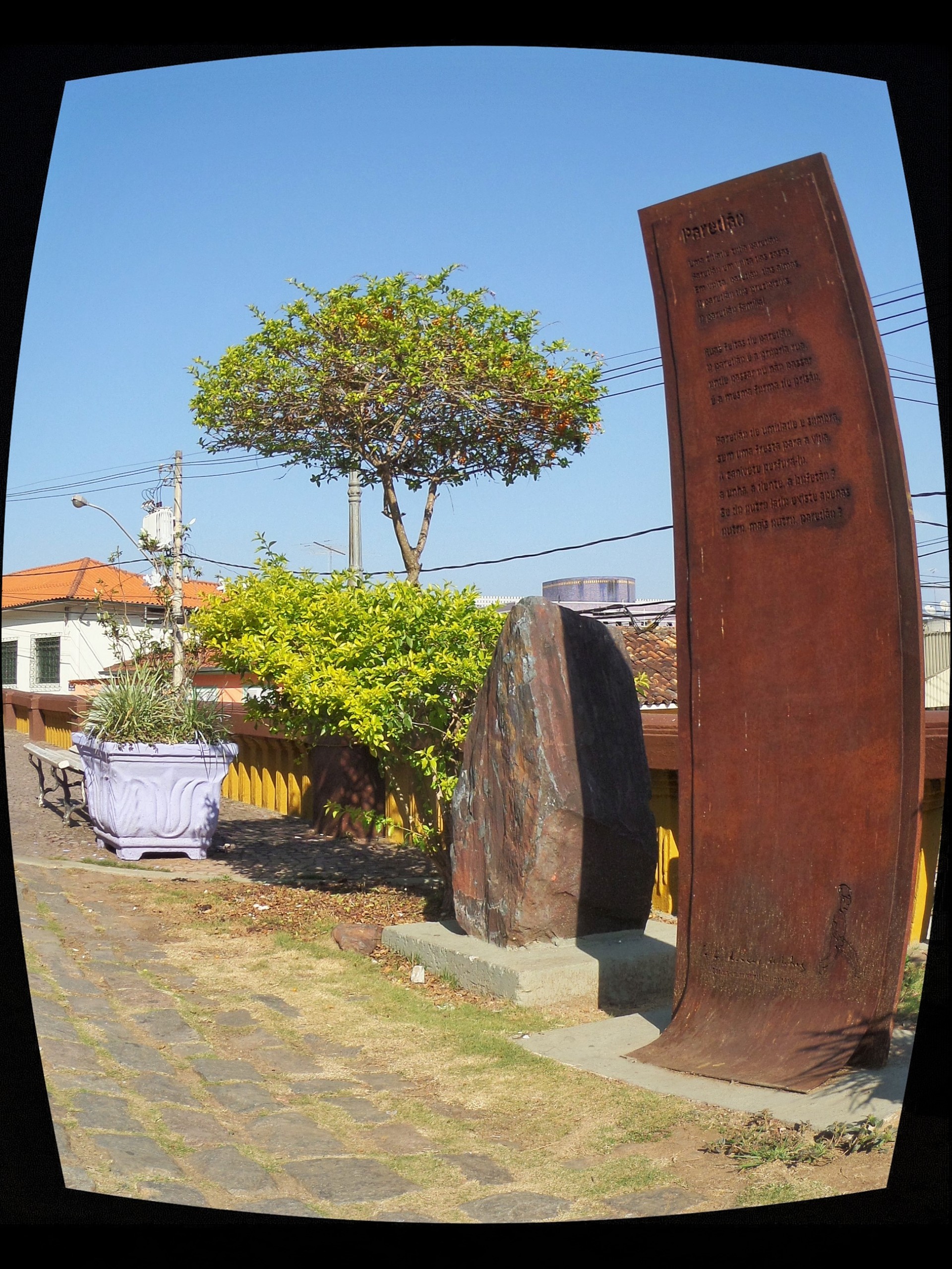 Paredões