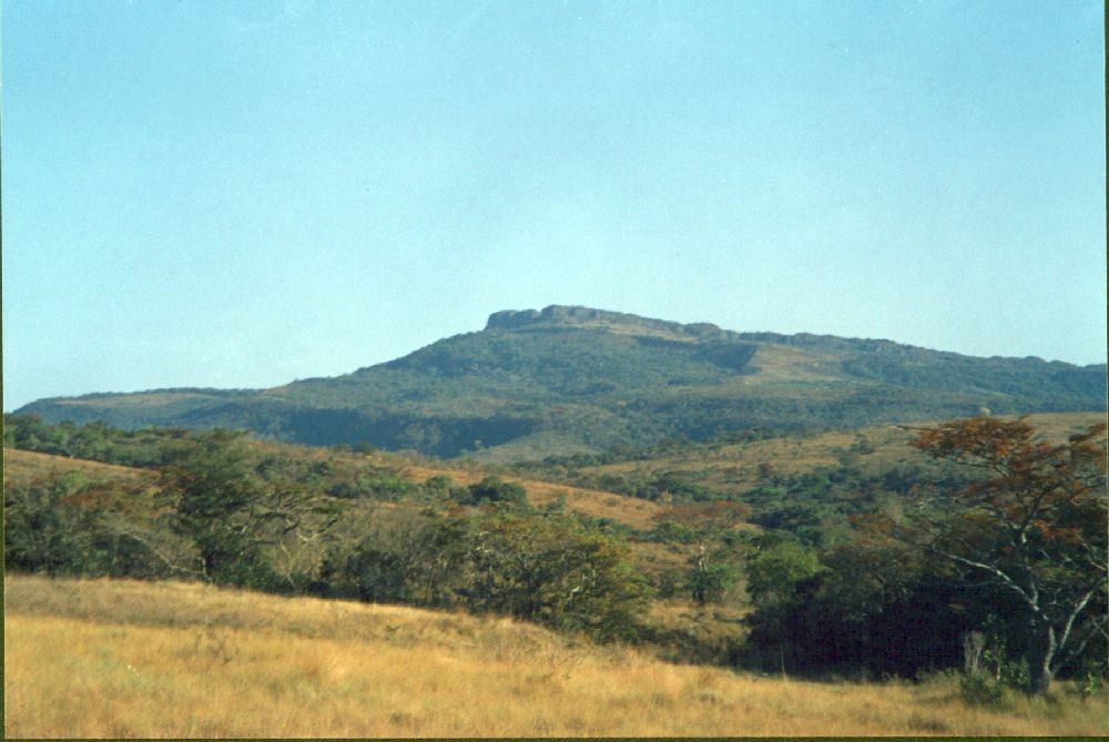 Pico  e Pedra do Gavião