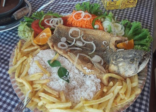 RESTAURANTE E LANCHONETE FOGÃO A LENHA