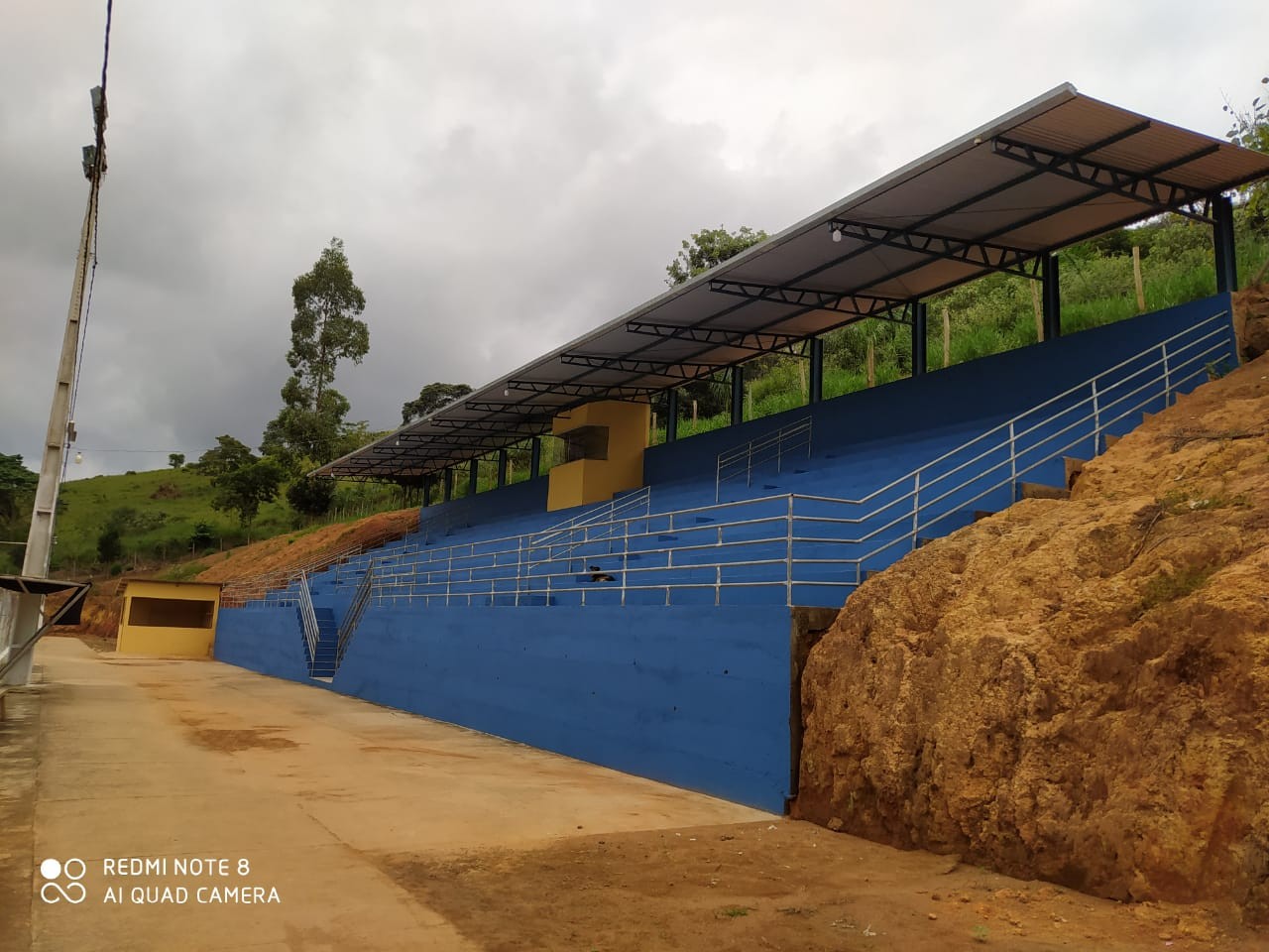 Estádio Municipal de Coluna