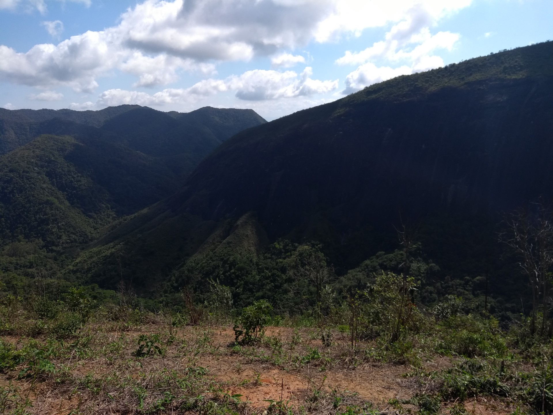 Pico da Fazenda Vermelha