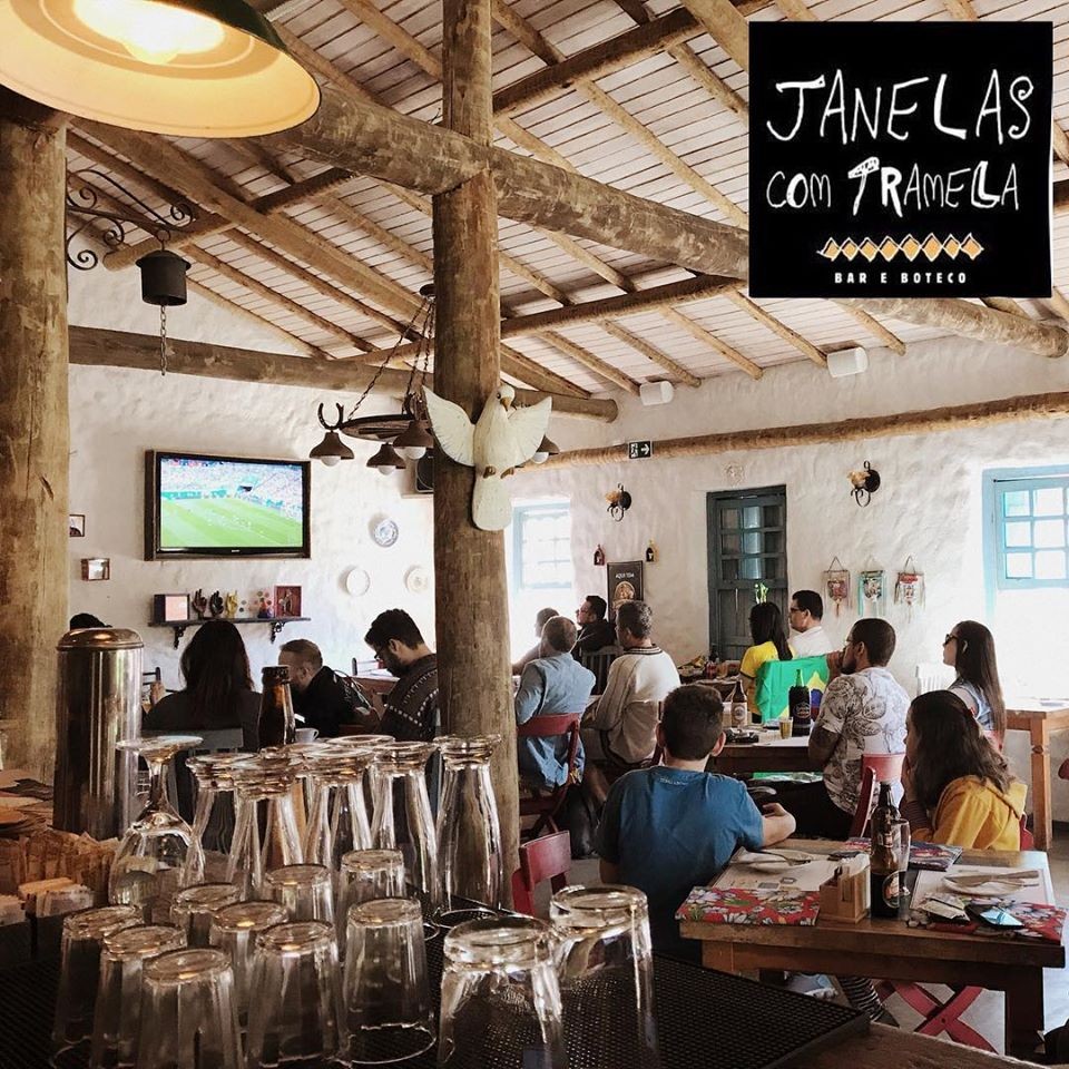 Restaurante Janelas com Tramela
