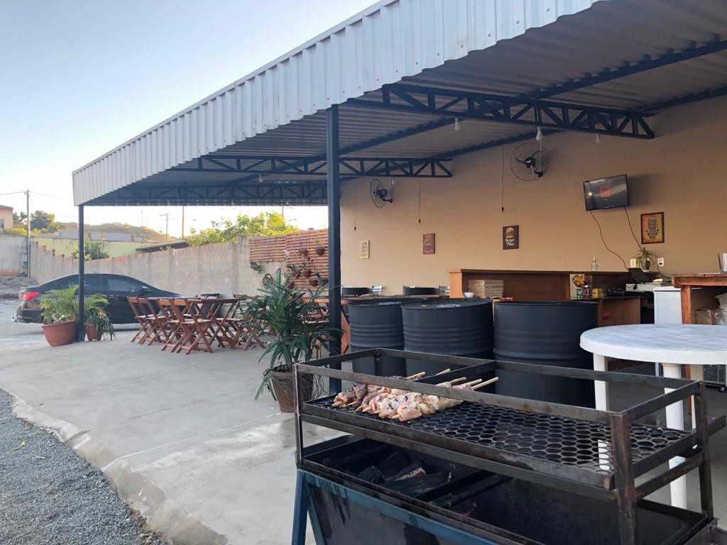 Arena Top Burger