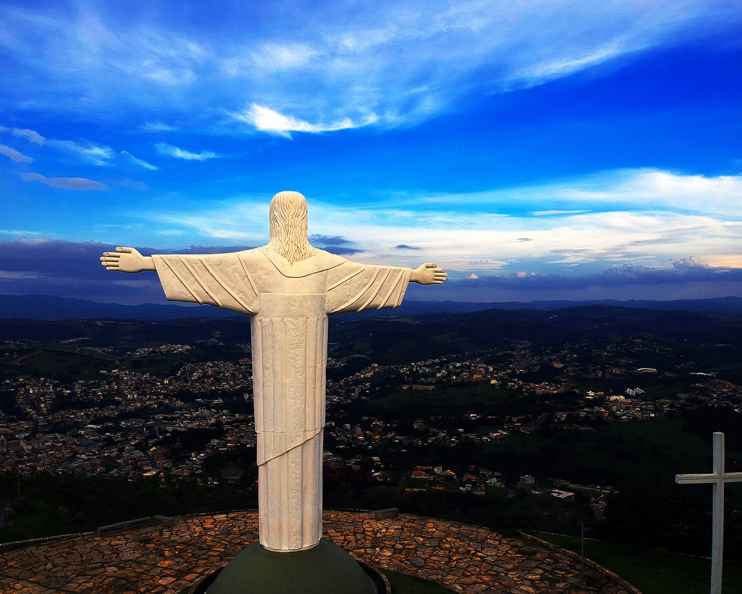 Cristo Redentor de Itabirito - Alto do Cristo - Imagem 2