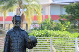 Escultura de Têle Santana