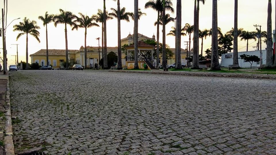 Praça Cassiano Campolina