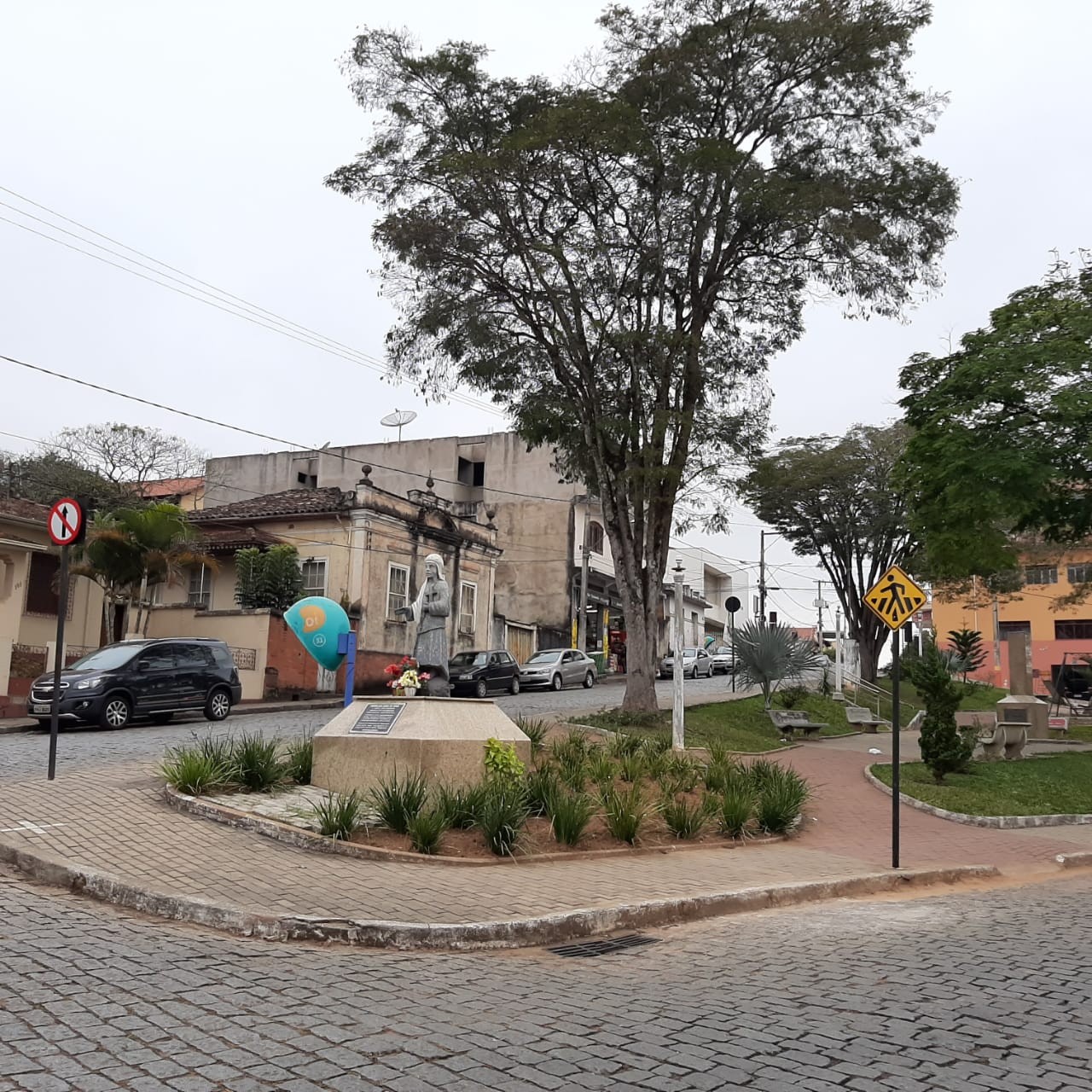 Praça Coronel Joaquim Resende